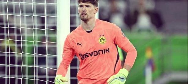 瑞士门将神勇扑救，成为球队守护神的简单介绍