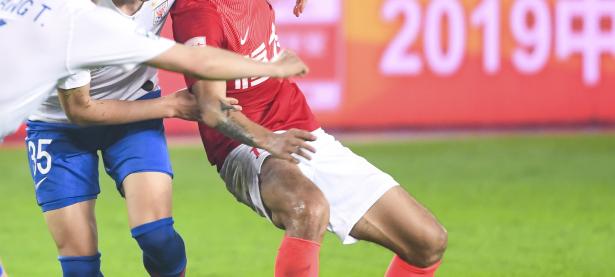 米兰体育app-广州恒大被鲁能击败，遭遇失利