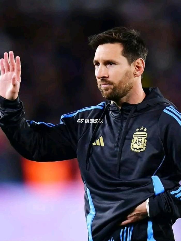 梅西连续入球队友携手取胜朝梦想前行 梅西连续入球队友携手取胜朝梦想前行