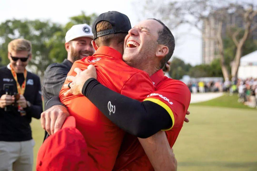 加拿大队积极备战世界杯,全力以赴 加拿大队积极备战世界杯,全力以赴