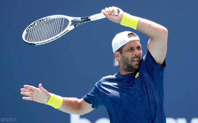 包含汉诺威赛季首胜，开启了胜利的序章！的词条