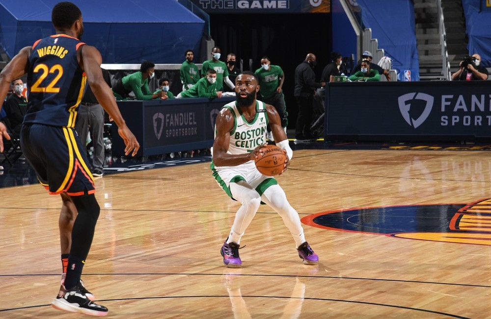 包含汉诺威赛季首胜，开启了胜利的序章！的词条