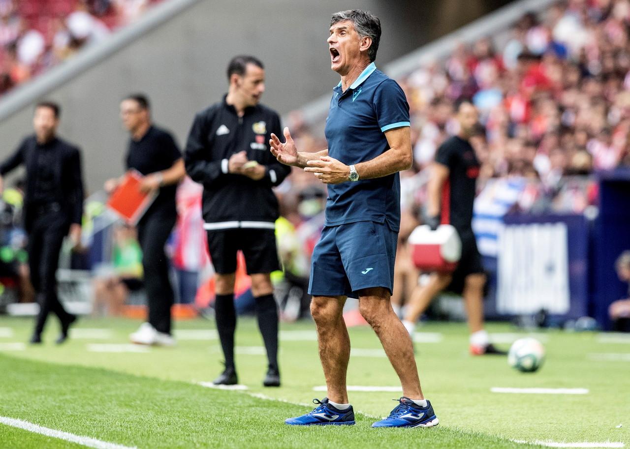 埃瓦尔主场逼平对手,稳固中游位置的简单介绍 埃瓦尔主场逼平对手,稳固中游位置的简单介绍