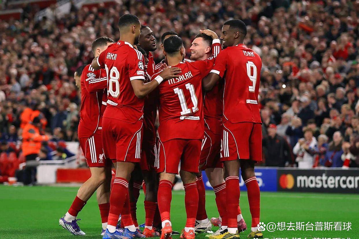 包含阿贾克斯力挫对手晋级，欧冠再添小豪门的词条