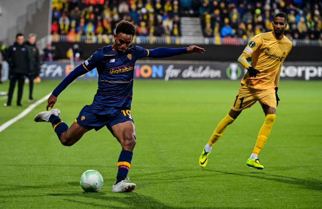 罗马惨遭惨败,欧冠出线前景黯淡的简单介绍 罗马惨遭惨败,欧冠出线前景黯淡的简单介绍