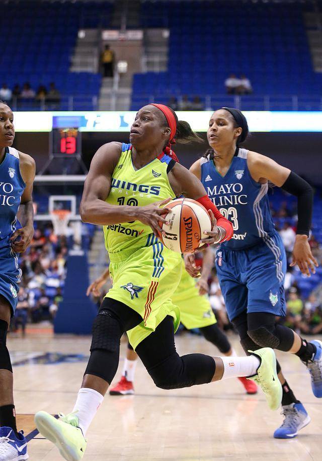 包含猛龙大胜山猫,取得十连胜!的词条 包含猛龙大胜山猫,取得十连胜!的词条